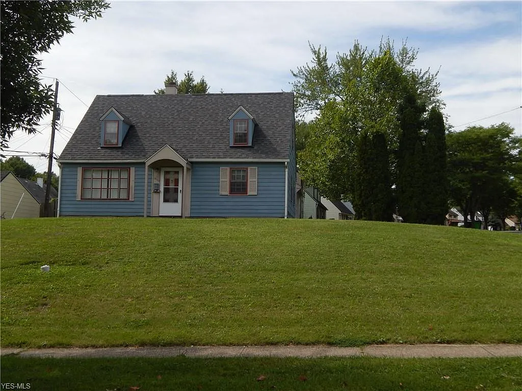 19704 Longbrook Rd photo 1