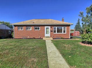 3232 Cloverfield Rd, Harrisburg, PA 17109