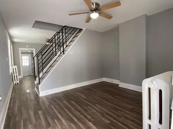 1346 Gillingham St, Philadelphia, PA 19124