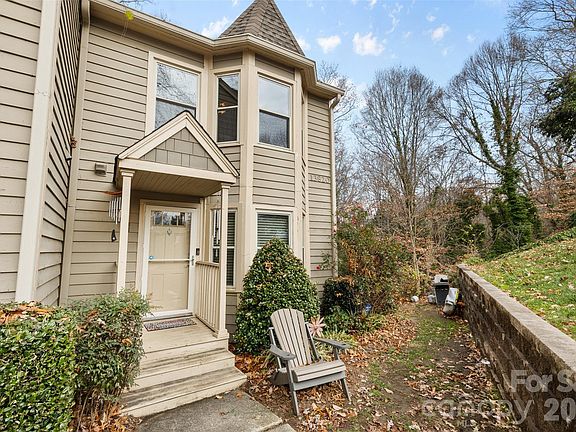 3rd image of 13820 Queens Harbor Rd Unit G