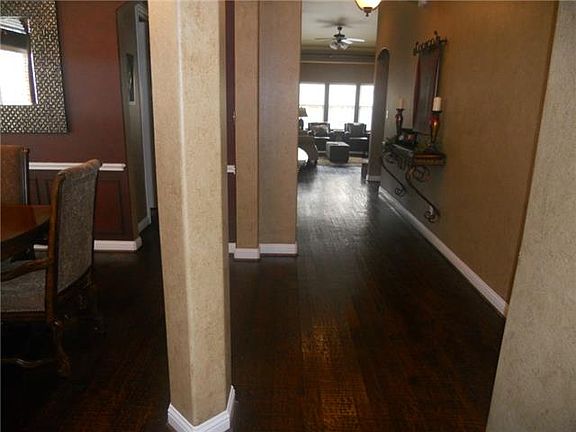 4th image of 4650 Jazz St