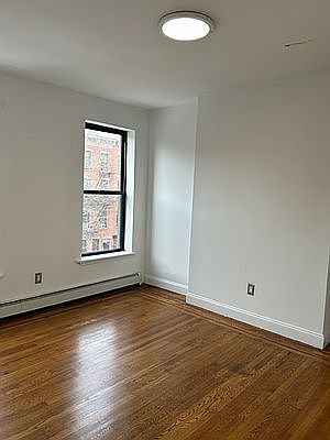 4th image of 659 Washington Ave #2