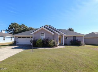 739 Gateway Dr, Bonaire, GA 31005