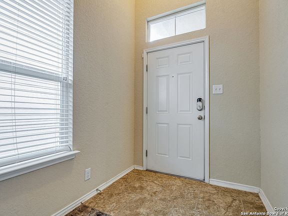 4th image of 266 CITA ROOST