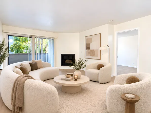 7640 Oso Ave APT 220, Winnetka, CA 91306