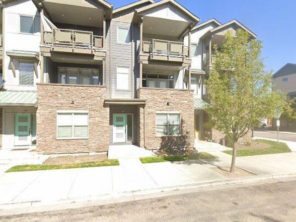 469 E Trackstand Ln
