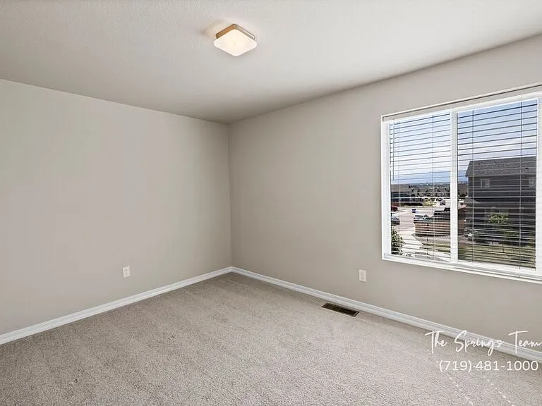 6093 Napa Dr — Photo 38
