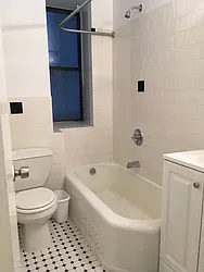 Rented by NYLA Realty