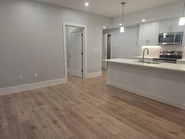 124 Kenrick St #50 — Photo 5