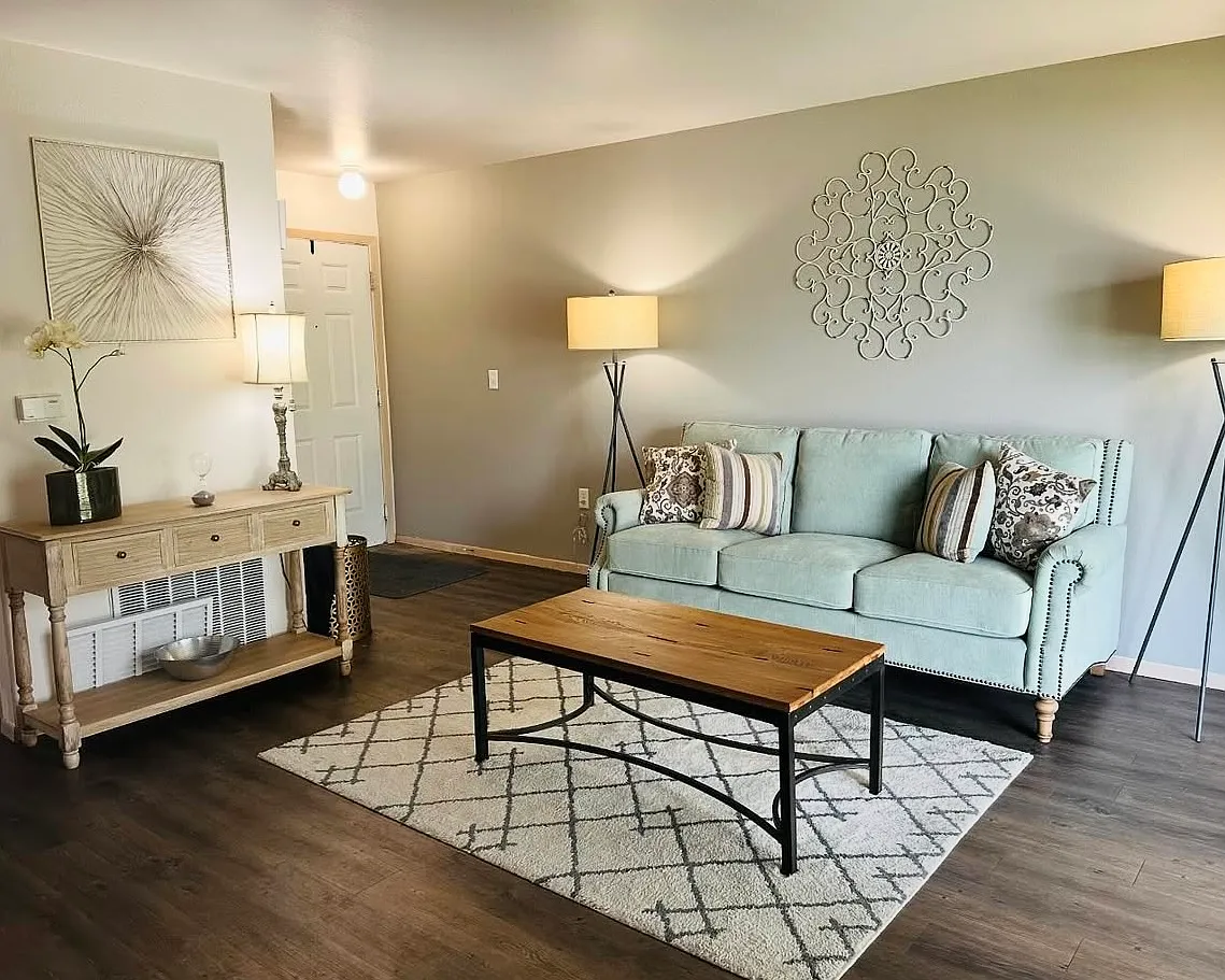 Meadowood Apartments — Photo 4