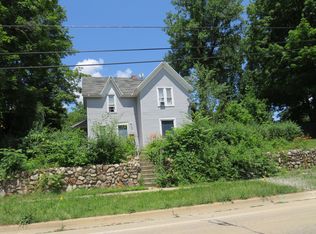 77 Goguac St E, Battle Creek, MI 49015