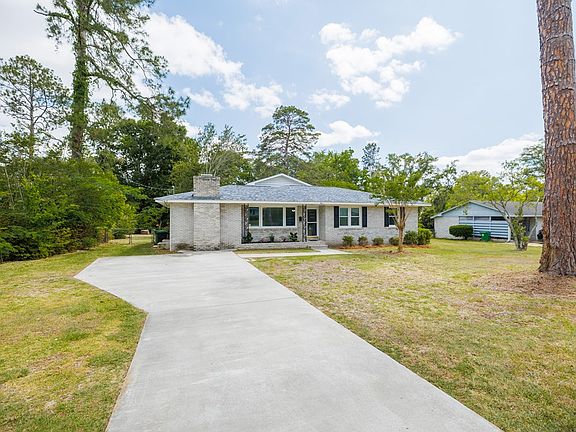 2nd image of 1205 McRee Dr
