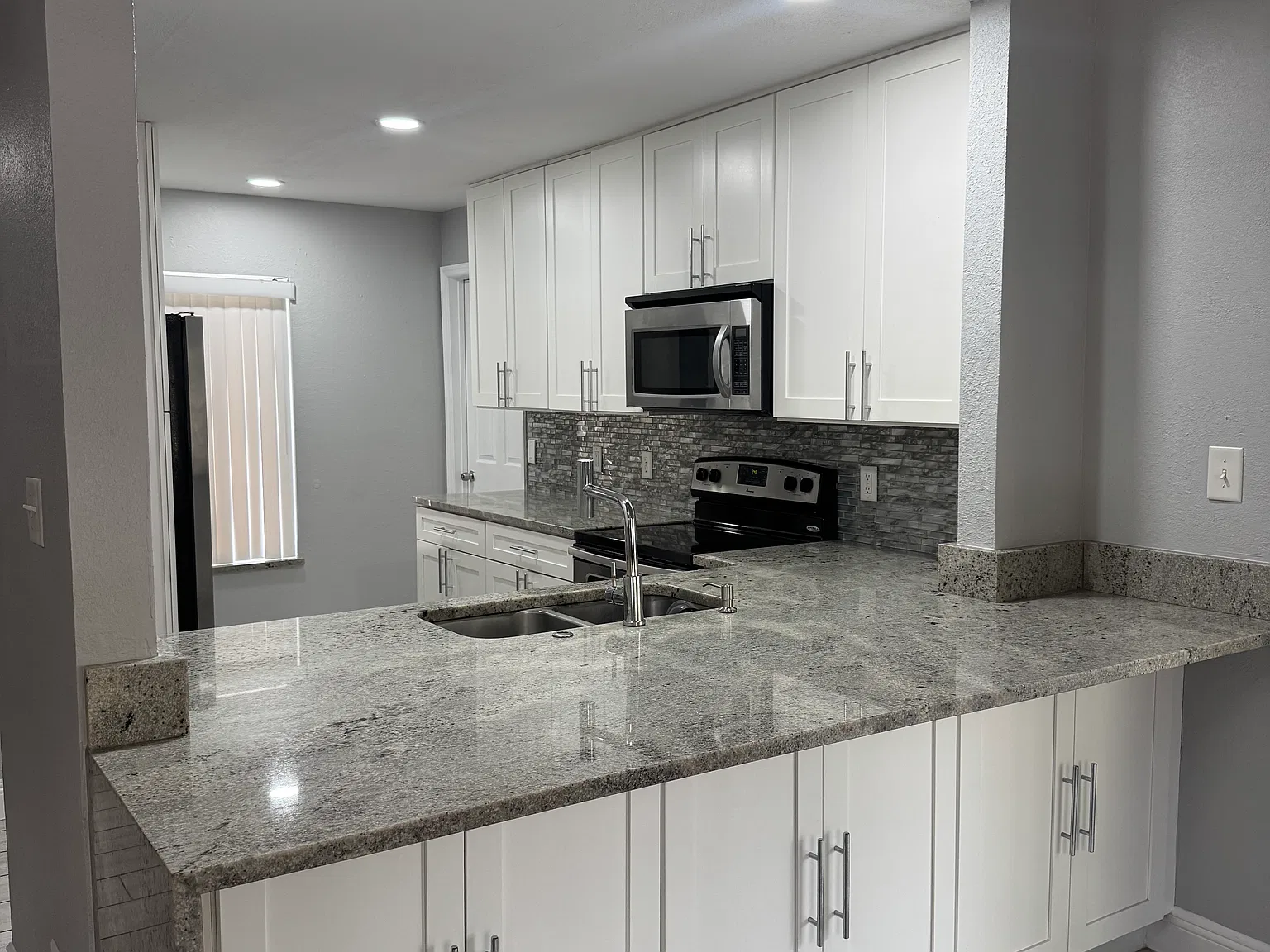 3 bed, 1533 sqft, $2,195 — Photo 3