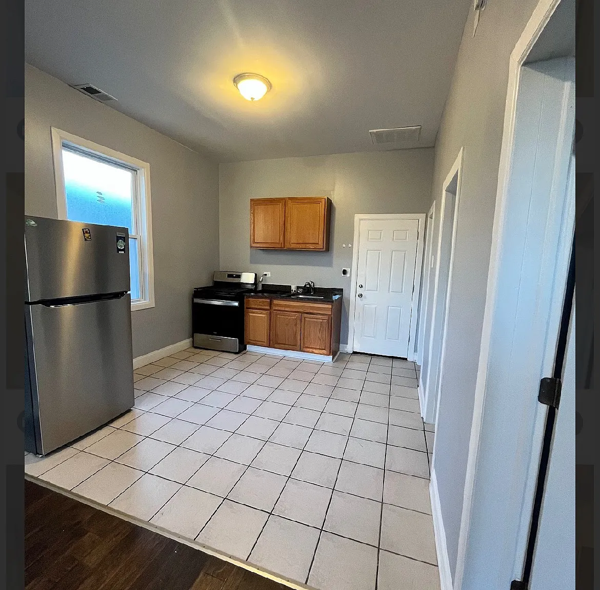 2 bed, $1,600 — Photo 1