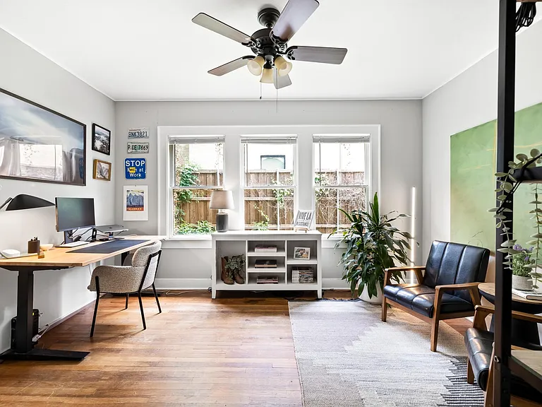 5339 Vanderbilt Ave — Photo 22