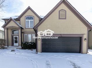 5701 NE Hidden Meadow Dr, Lees Summit, MO 64064