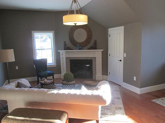 2nd image of 12 Taylor Cove Dr #0