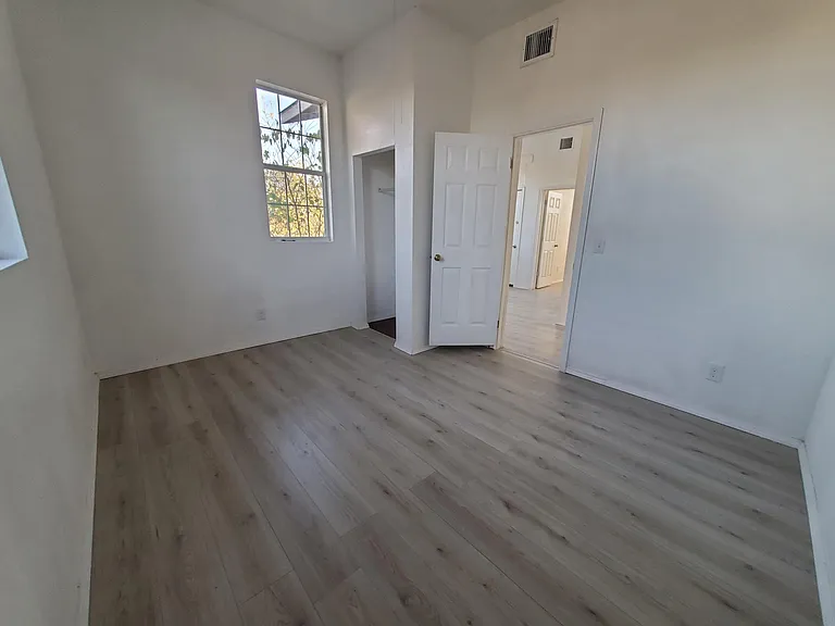 1438 W Ridgewood Ct #201 — Photo 13