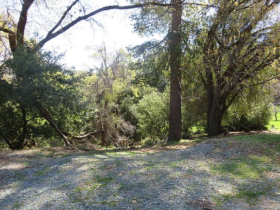 3rd image of 16670 Delores Ct