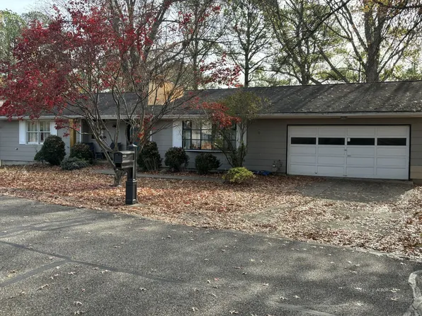134 Lamar Dr, Athens, OH 45701