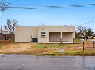 702 N Maple St, Carlsbad, NM 88220