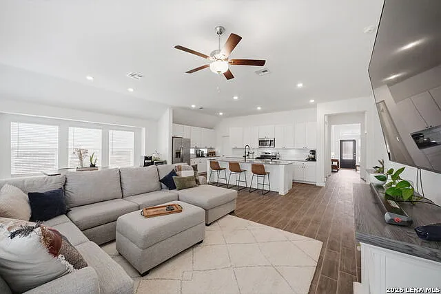14531 Austin Hts — Photo 12