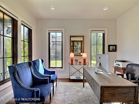 5th image of 54 & 56 Moulton Ln