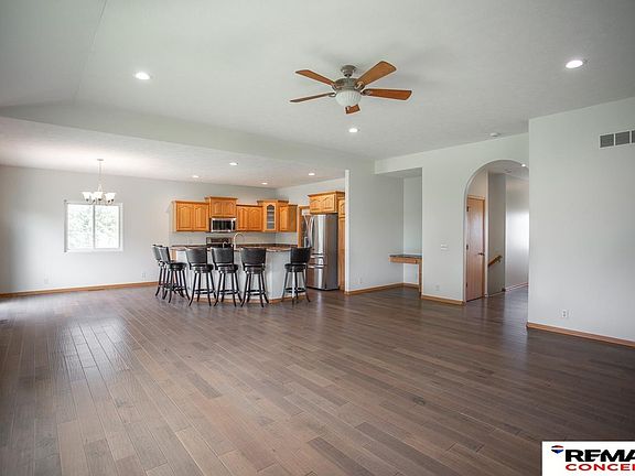 4th image of 5300 W Mill Rd