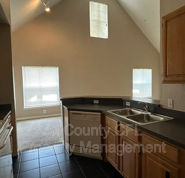 5961 Westgate Dr #2027 — Photo 10