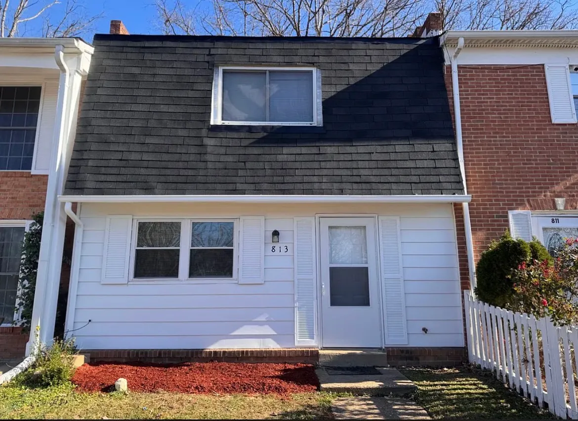 813 Atkins Ln photo 1