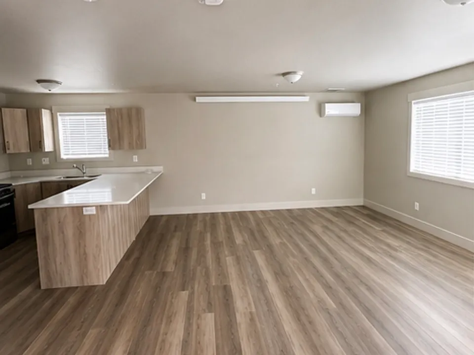 3584 E Felix Way #4