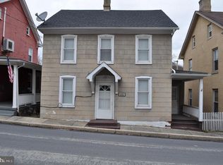 113 Hanover St, Glen Rock, PA 17327