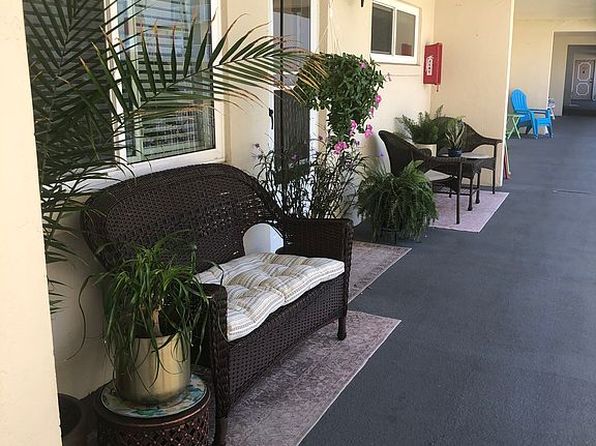 2711 N Halifax Ave APT 382