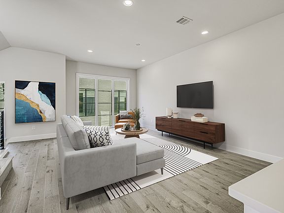 5th image of 158 Valero St Unit 302