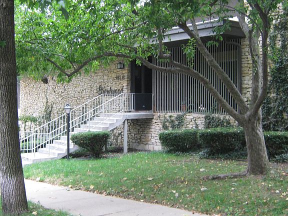 5th image of 4512 Jefferson St #302