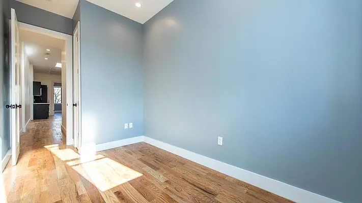 Rented by Nooklyn NYC LLC | media 33