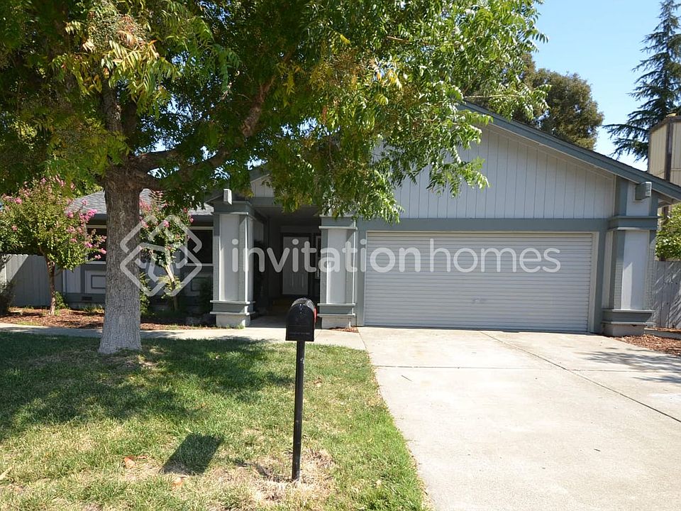 1st image of 113 Woodstock Cir