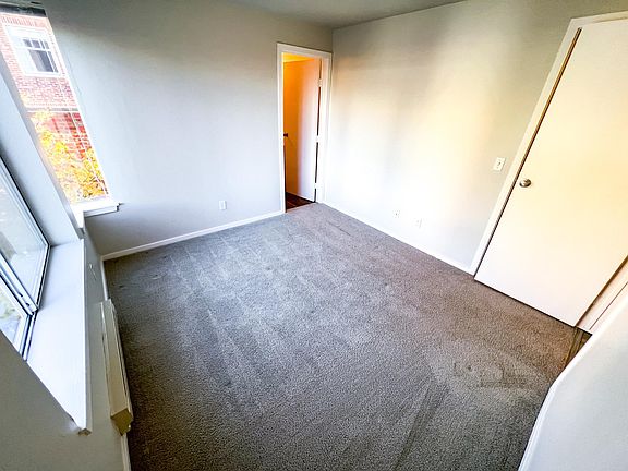 5th image of 607 E Harrison St APT 201