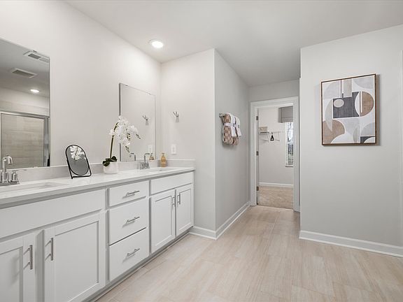 GRN_BrayfieldManor_Brentwood_Bathroom_708PenfoldPointe_Model