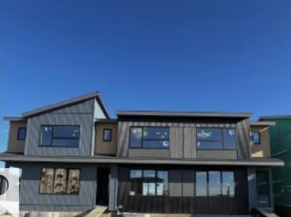 345 Rankin Dr, Saint Albert, AB T8N 7Z1