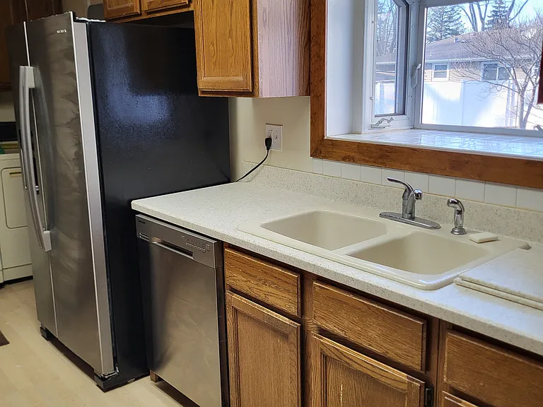 242 Placid Ct — Photo 3