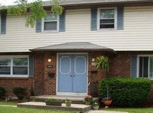 243 Sunshine Dr, Amherst, NY 14228
