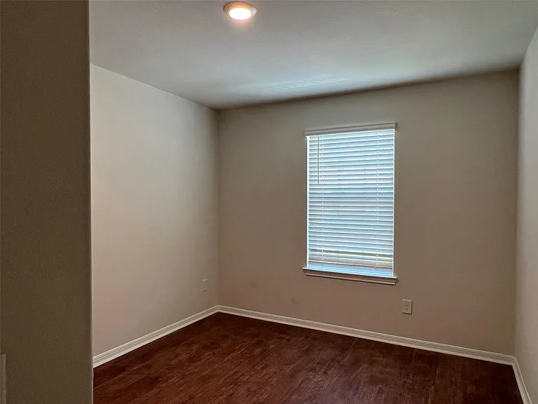 4711 Prairie Chase Dr — Photo 9