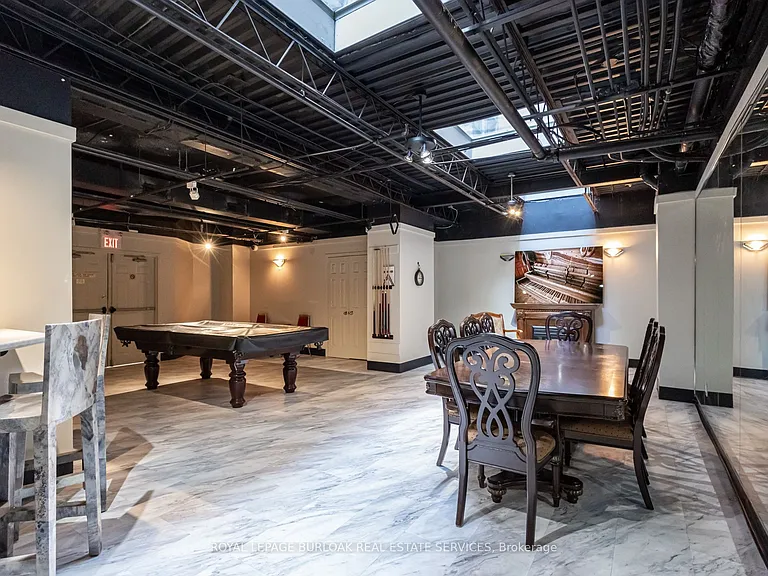 36 James St S #1403 — Photo 39