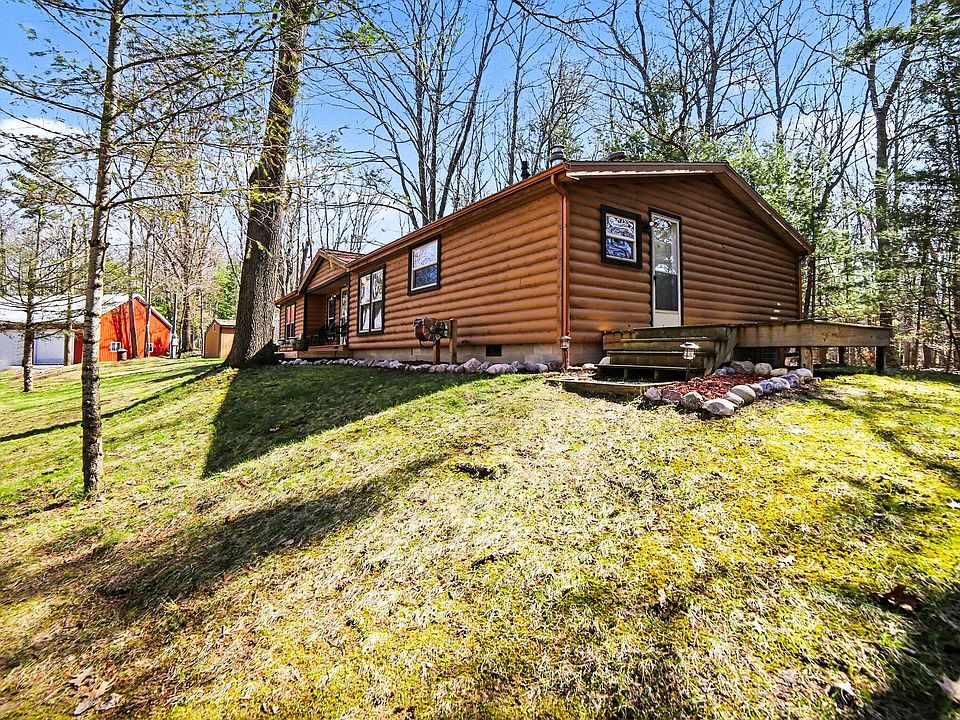 1st image of 1758 N Beechwood Dr