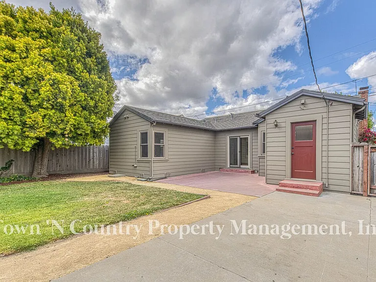 127 Katherine Ave — Photo 22