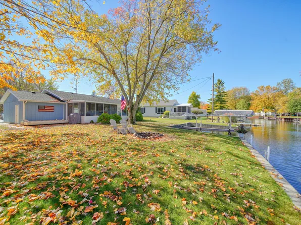 536 Hickory Ln, Coldwater, MI 49036