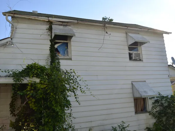 461 2nd St, Plymouth, PA 18651