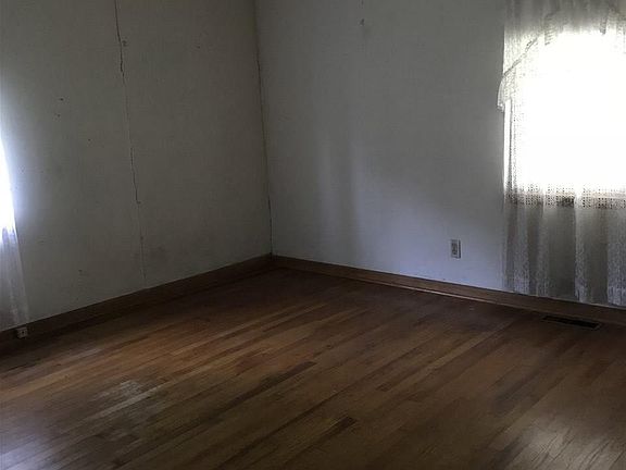4th image of 45 Trisler Ln