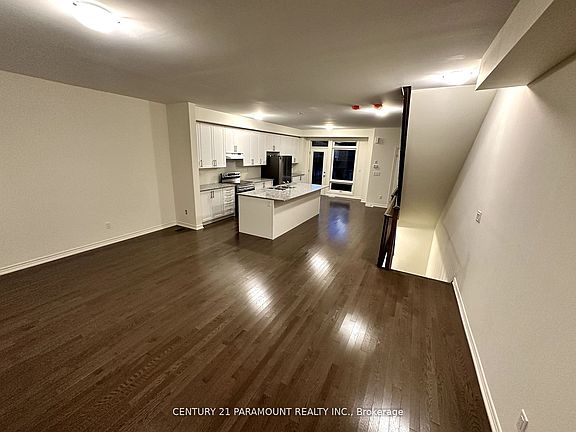 5th image of 532 Danks Ridge Dr W